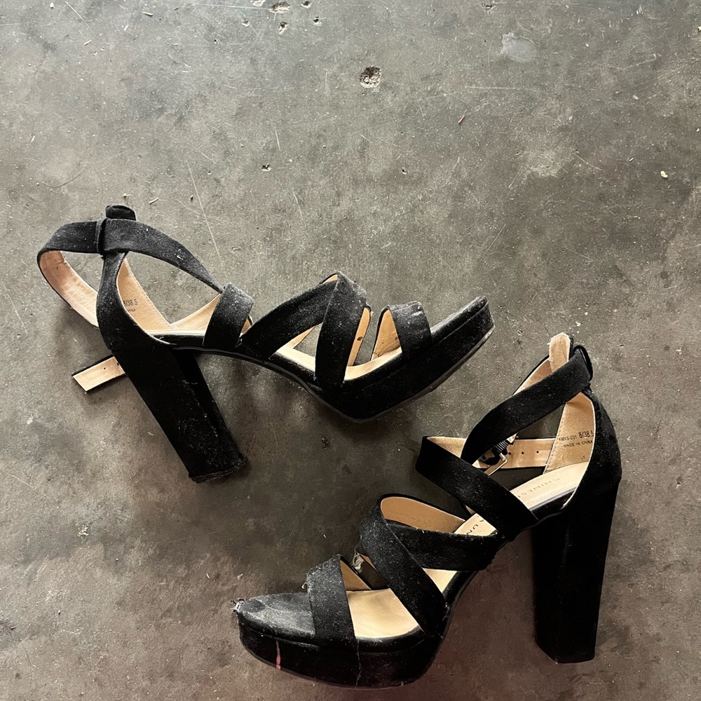 Chinese Laundry Black Block Heel Sandals